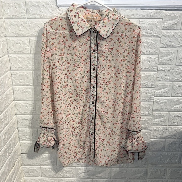 Floral button down blouse with tie sleeves. NWOT - Picture 2 of 2